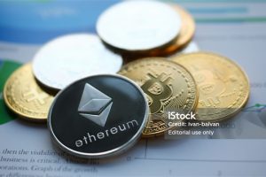 加密货币交易所的API接口是什么？如何使用API进行交易？